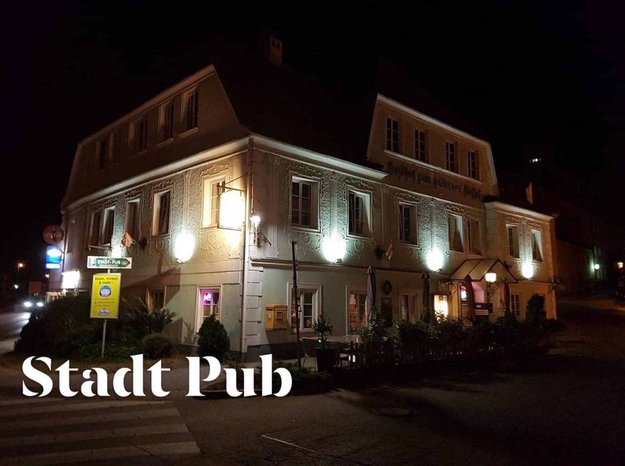 Stadt Pub Zwettl Exterior photo