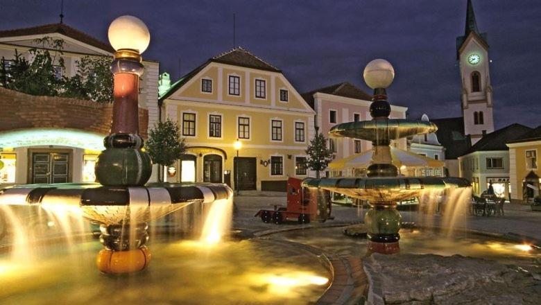 Stadt Pub Zwettl Exterior photo